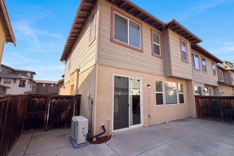 Photo 5 of 25 of 41534 King Palm Ave, Murrieta, CA