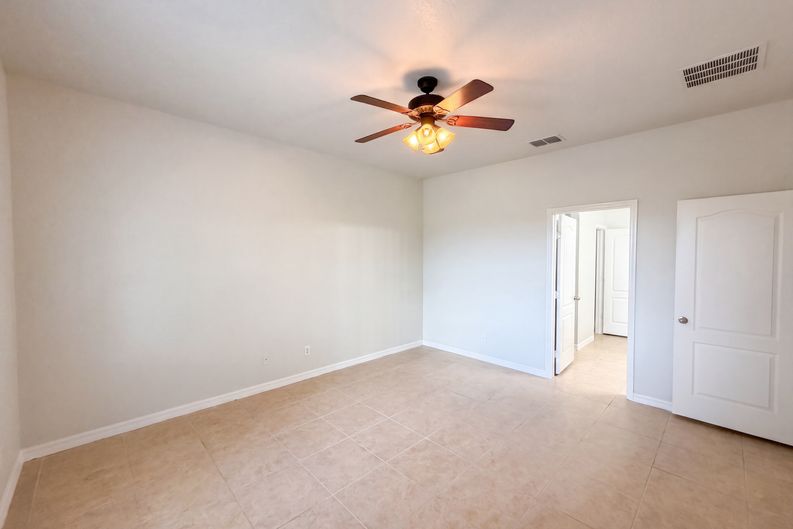 Photo 10 of 21 of 419 Hammerstone Ave, Haines City, FL