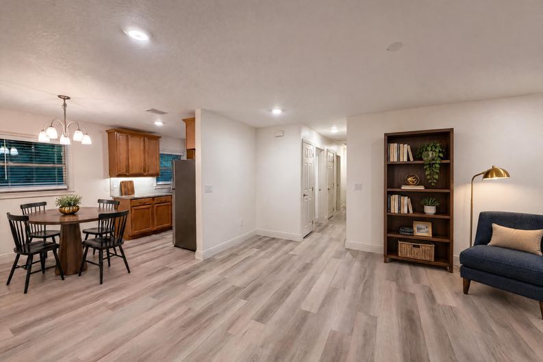 Photo 8 of 26 of 3444 Valeview Dr, Apopka, FL