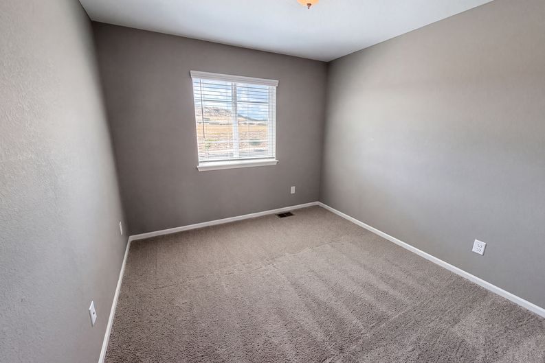 Photo 18 of 39 of 2450 Garganey Dr, Castle Rock, CO