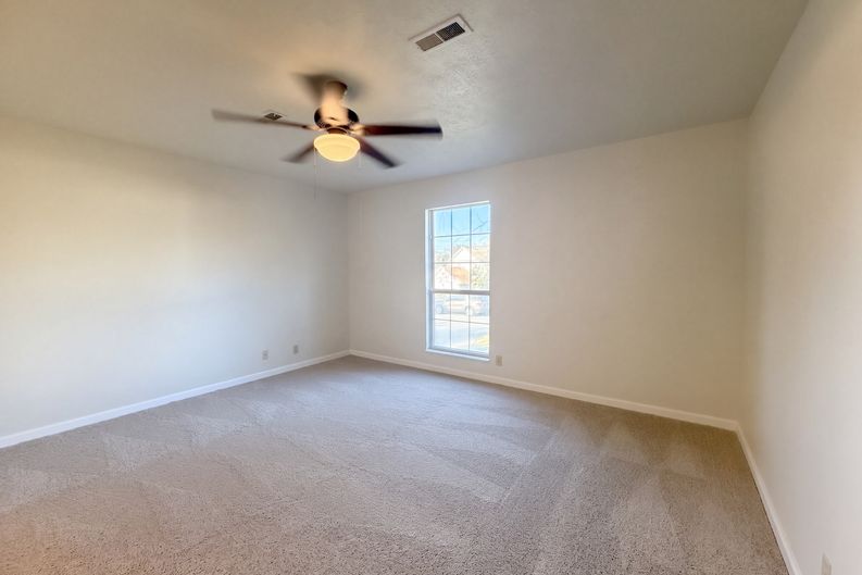 Photo 6 of 16 of 1100 Burlingame Ct, Antioch, TN