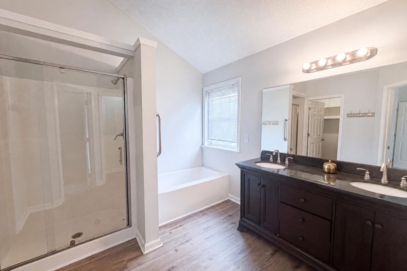Photo 9 of 16 of 4549 Drewbridge Way, Raleigh, NC
