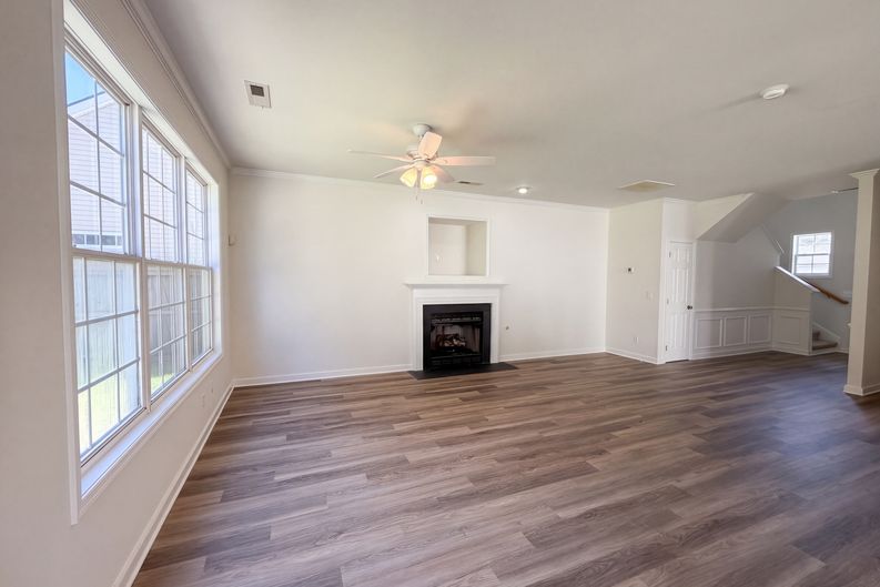 Photo 12 of 26 of 9325 Ayscough Rd, Summerville, SC