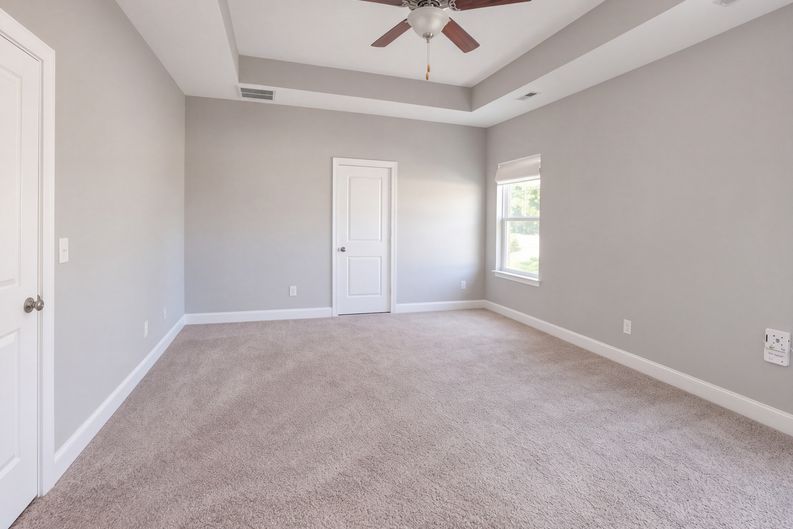 Photo 4 of 16 of 122 Persimmon Dr, New Bern, NC