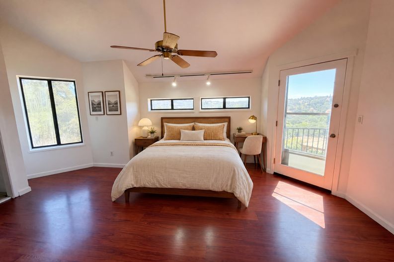 Photo 4 of 35 of 8384 Woodman Ln, Newcastle, CA