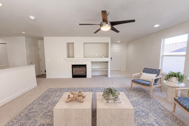 Photo 16 of 27 of 10009 Strathfield Ln, Highlands Ranch, CO