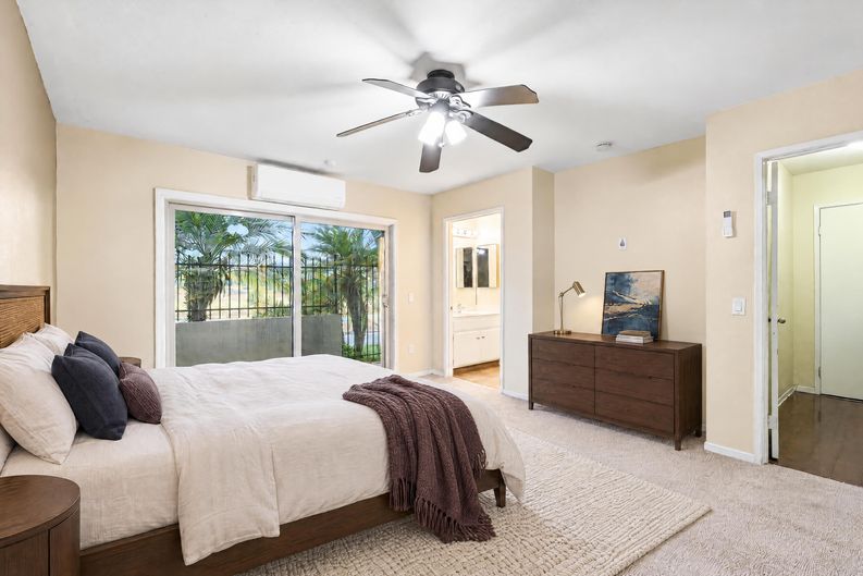 Photo 4 of 26 of 31908 Del Cielo Este, Bonsall, CA