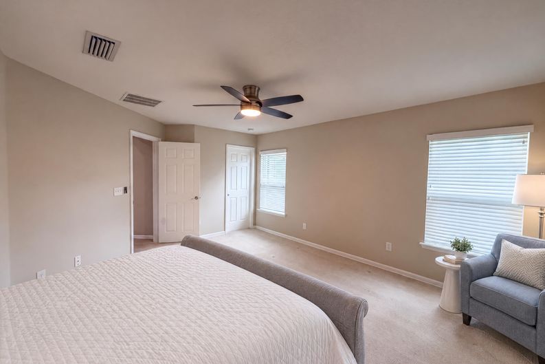 Photo 4 of 36 of 120 Prestwick Grande Dr, Daytona Beach, FL