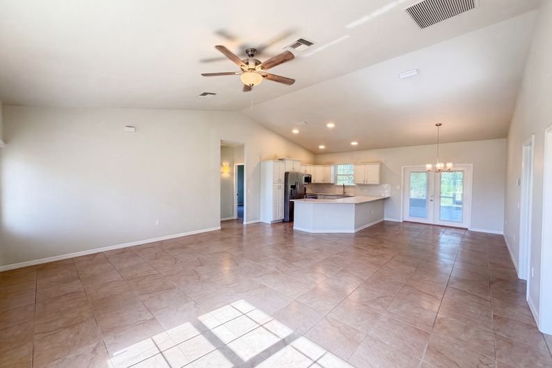 Photo 8 of 19 of 2925 N Lowell Rd, Avon Park, FL