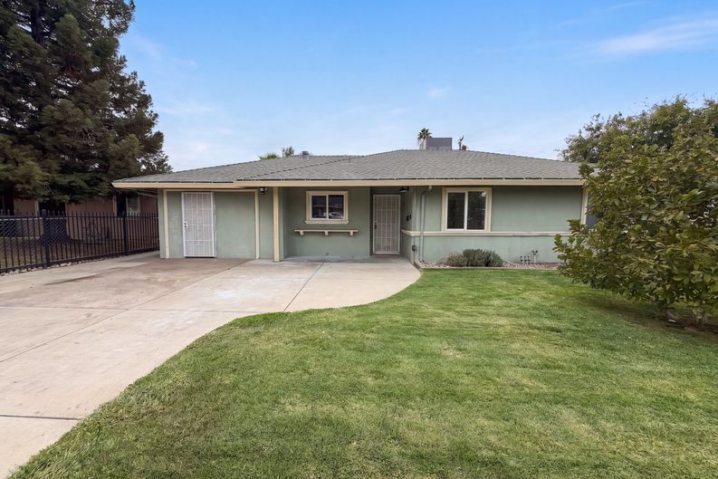 Photo 23 of 27 of 6809 Weddigen Way, North Highlands, CA