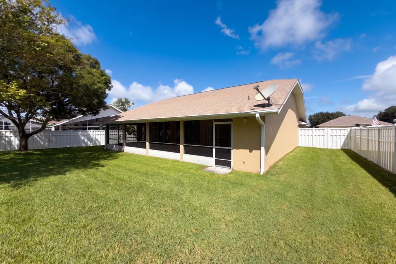 Photo 33 of 41 of 771 Sandhill Crane Ct, Rockledge, FL