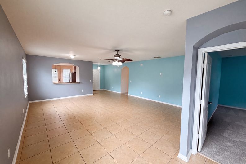 Photo 10 of 24 of 12902 Scout Ct, Grand Island, FL