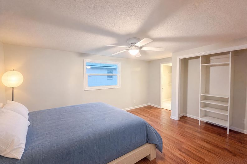 Photo 4 of 20 of 3004 Hunkin Cir, Deltona, FL
