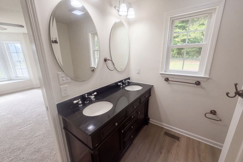 Photo 15 of 32 of 1415 Faith Meadows Ln, Asheboro, NC