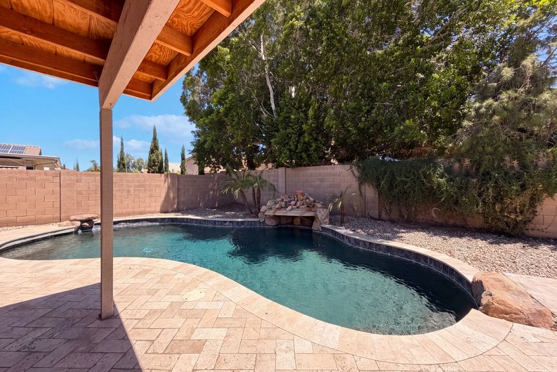 Photo 26 of 28 of 8747 W Lone Cactus Dr, Peoria, AZ