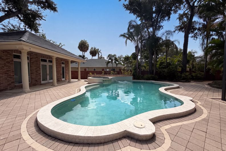 Photo 6 of 59 of 4407 W Dale Ave, Tampa, FL
