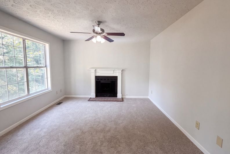 Photo 17 of 30 of 4050 Paloverde Dr NW, Kennesaw, GA