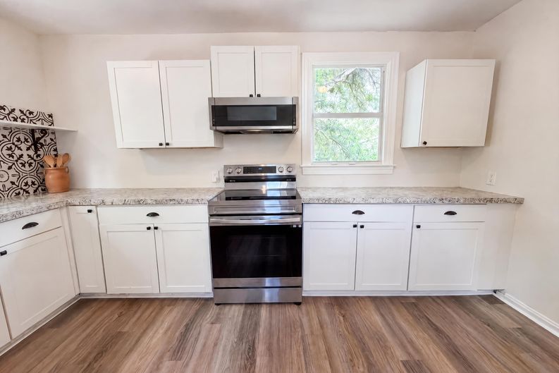 Photo 8 of 18 of 7329 Wilder Ave, Jacksonville, FL
