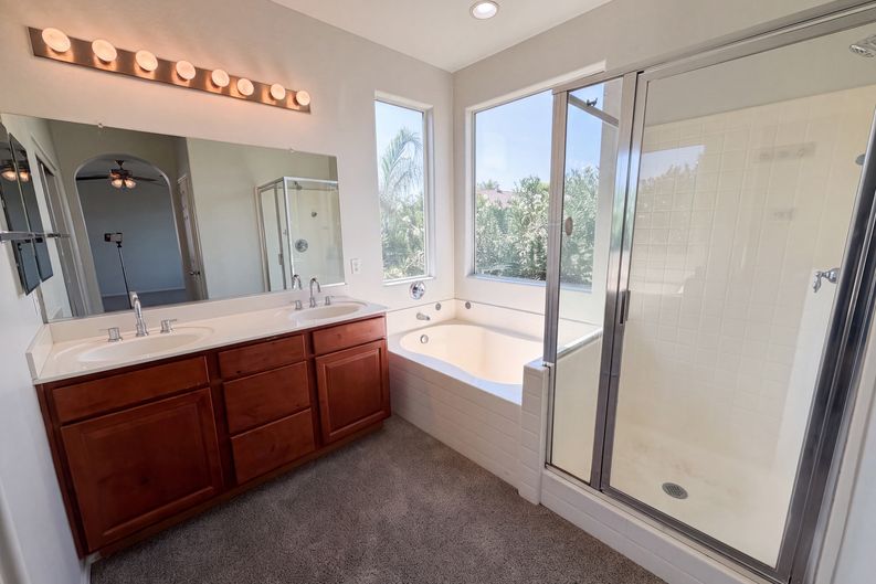 Photo 16 of 34 of 1214 E Frances Ln, Gilbert, AZ