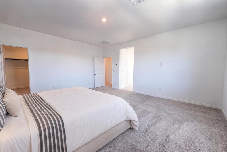 Photo 11 of 22 of 8379 W Rochelle Ave, Las Vegas, NV