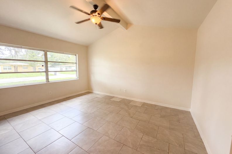 Photo 16 of 17 of 7117 N 50th St, Tampa, FL