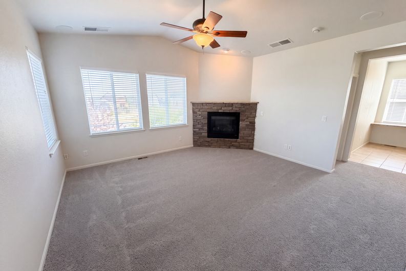 Photo 3 of 42 of 4219 Dunsinane Way, Castle Rock, CO