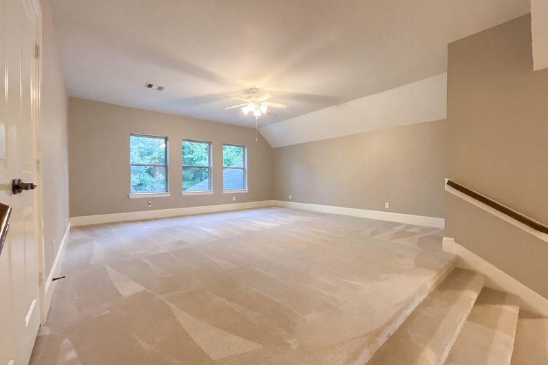 Photo 22 of 27 of 31403 Imperial Bluff Ct, Spring, TX
