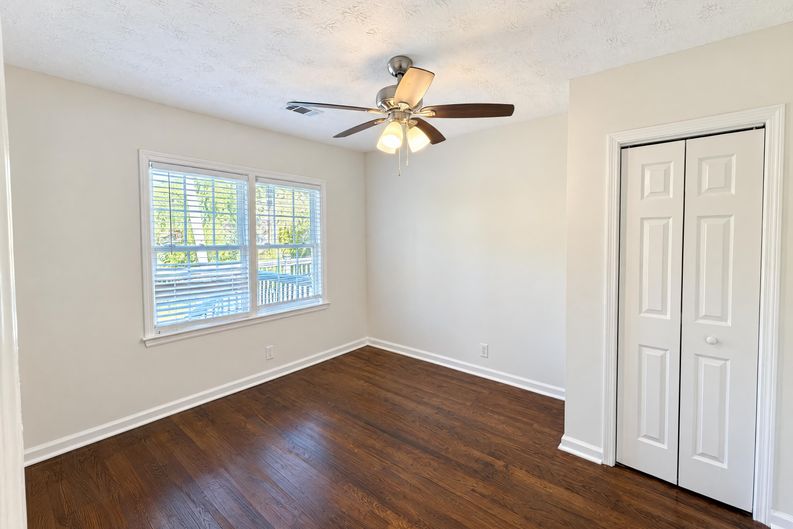 Photo 10 of 23 of 1876 Camellia Dr, Decatur, GA