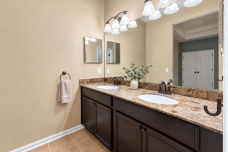 Photo 17 of 25 of 96533 Commodore Point Dr, Yulee, FL