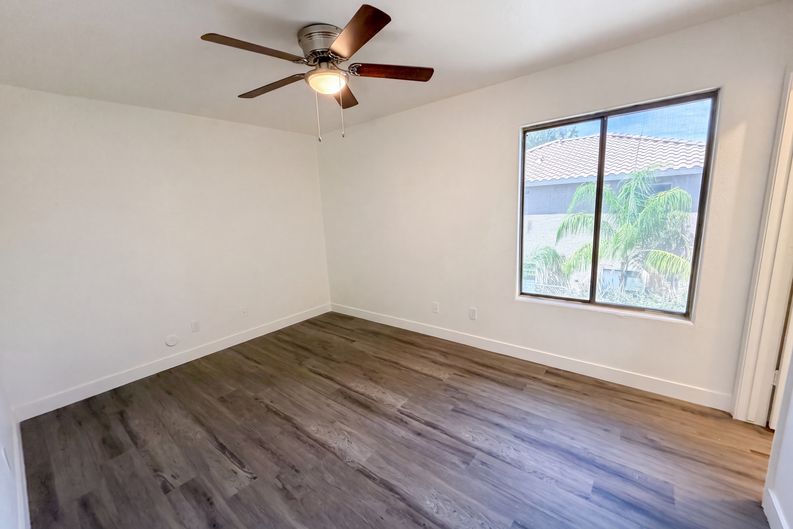 Photo 17 of 23 of 800 S Bedford Dr, Chandler, AZ