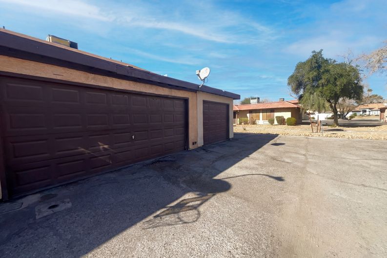 Photo 16 of 18 of 5097 Village Dr, Las Vegas, NV