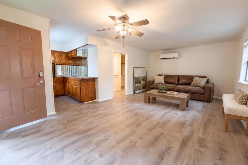 Photo 10 of 27 of 3411 Halifax Dr, Arlington, TX