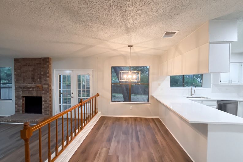 Photo 8 of 22 of 7724 Benbrook, San Antonio, TX