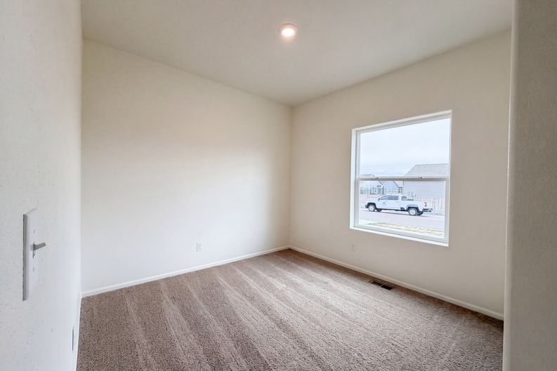 Photo 4 of 33 of 209 Clayton Ave, Keenesburg, CO