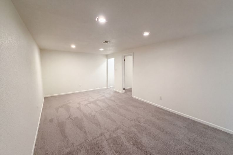Photo 10 of 22 of 5421 Raritan Way, Denver, CO