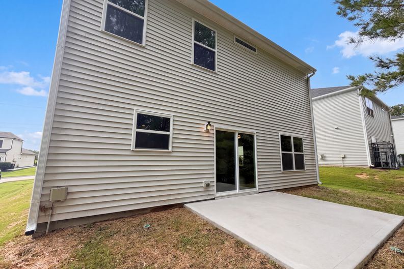 Photo 5 of 17 of 913 Peninsula Pl, Knightdale, NC