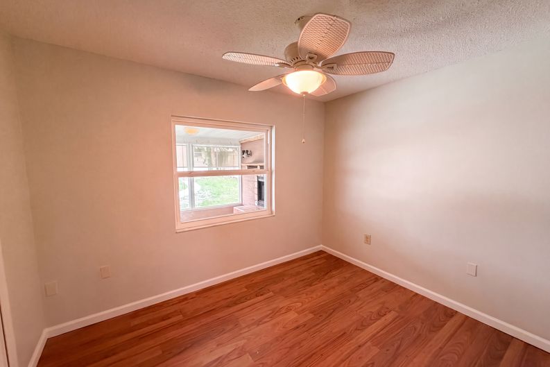 Photo 7 of 21 of 466 Leland Dr, Deltona, FL