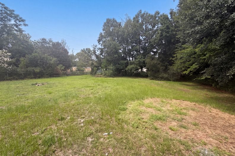 Photo 19 of 20 of 1937 Beckley Dr, Columbia, SC