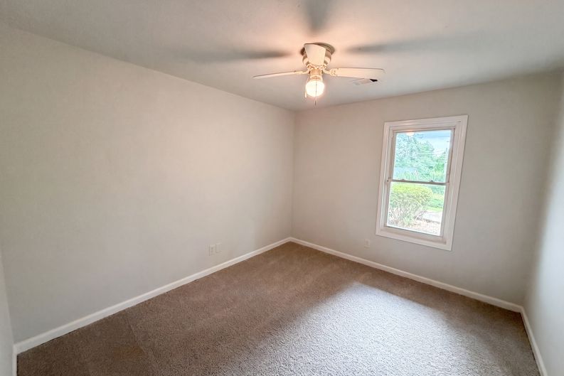 Photo 7 of 20 of 158 Colemans Bluff Dr, Woodstock, GA