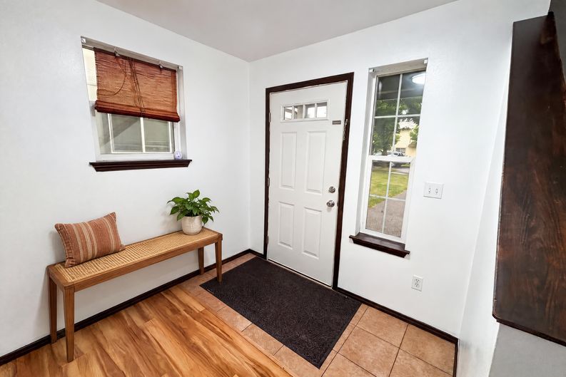 Photo 6 of 37 of 4919 106th St NE, Marysville, WA