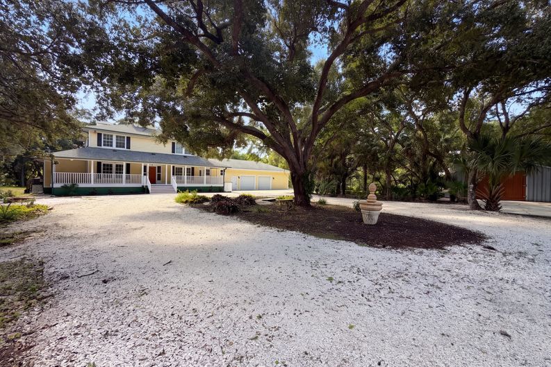 Photo 40 of 51 of 5438 Cold Spring Ln, North Port, FL