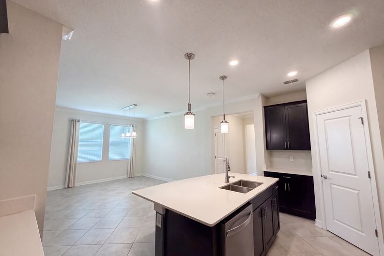 Photo 9 of 25 of 4112 Innovation Ln, Clermont, FL