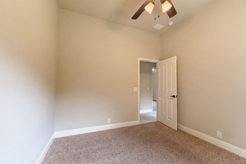 Photo 18 of 20 of 4309 Gleneagles Dr, Mansfield, TX