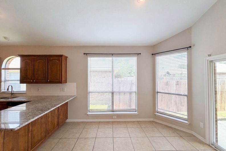 Photo 7 of 20 of 1205 Kachina Ln, Haslet, TX
