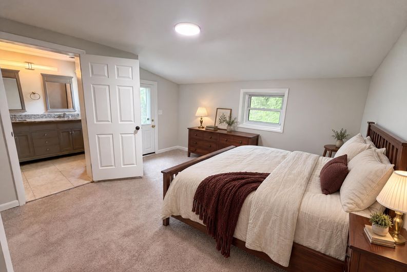 Photo 4 of 22 of 30406 Everett St, Southfield, MI