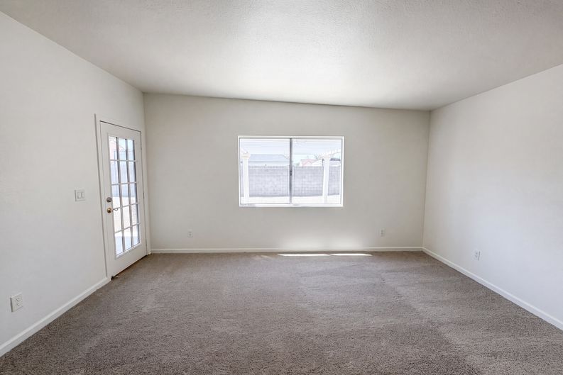 Photo 13 of 22 of 6915 W Cherry Hills Dr, Peoria, AZ
