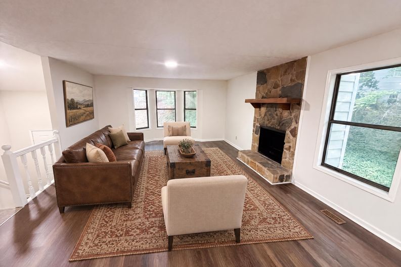 Photo 3 of 18 of 4117 Twig Ct, Douglasville, GA