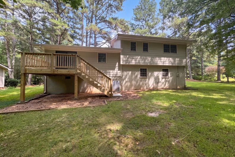 Photo 21 of 24 of 3318 Ben Hill St SW, Marietta, GA
