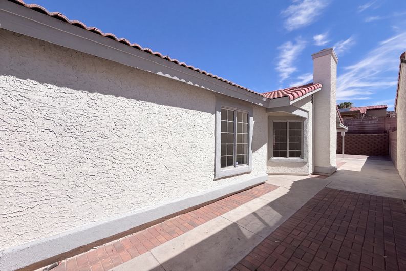 Photo 29 of 34 of 2304 Sabroso St, Las Vegas, NV