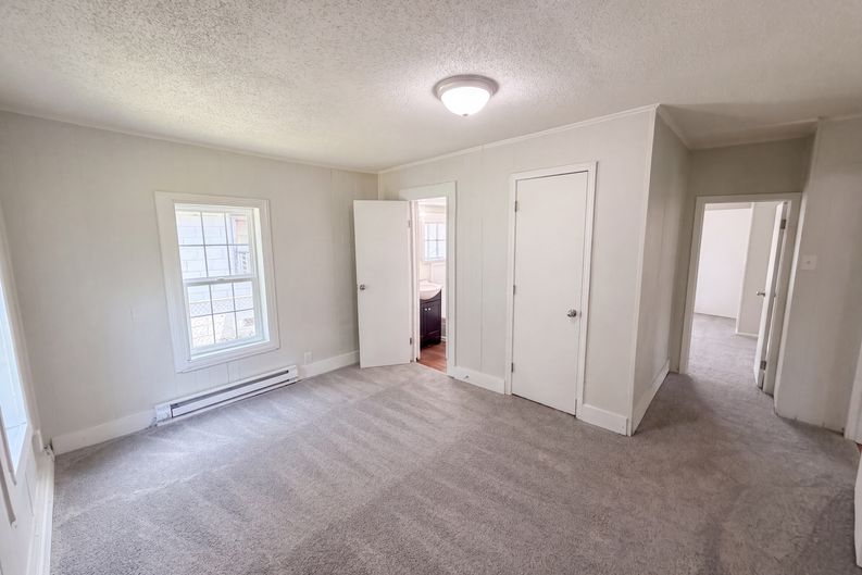 Photo 10 of 18 of 1504 Double Branch Rd, West Columbia, SC